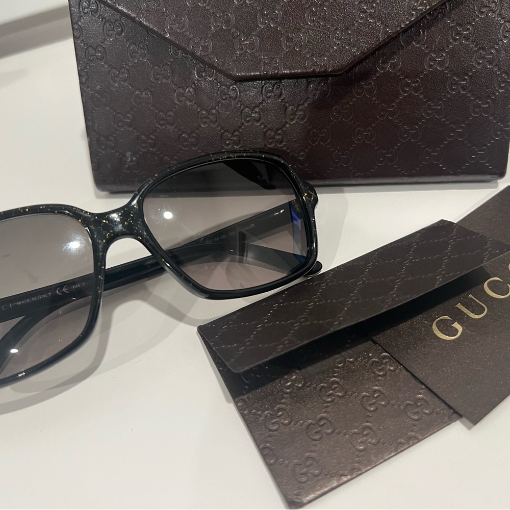 Gucci Black and Gold Oversized Sunglasses with Quilted Temples